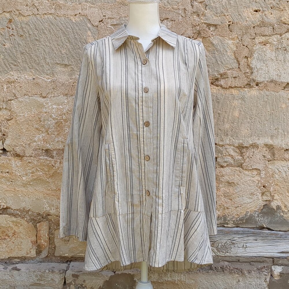 NWT Simply Noelle Striped Off-White Tunic